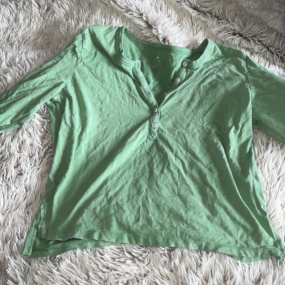 Aerie green shirt
